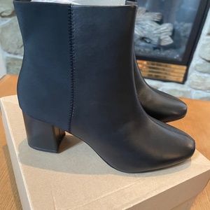 Clarks Collection Women's Chantelle Stone Ankle Leather Boot